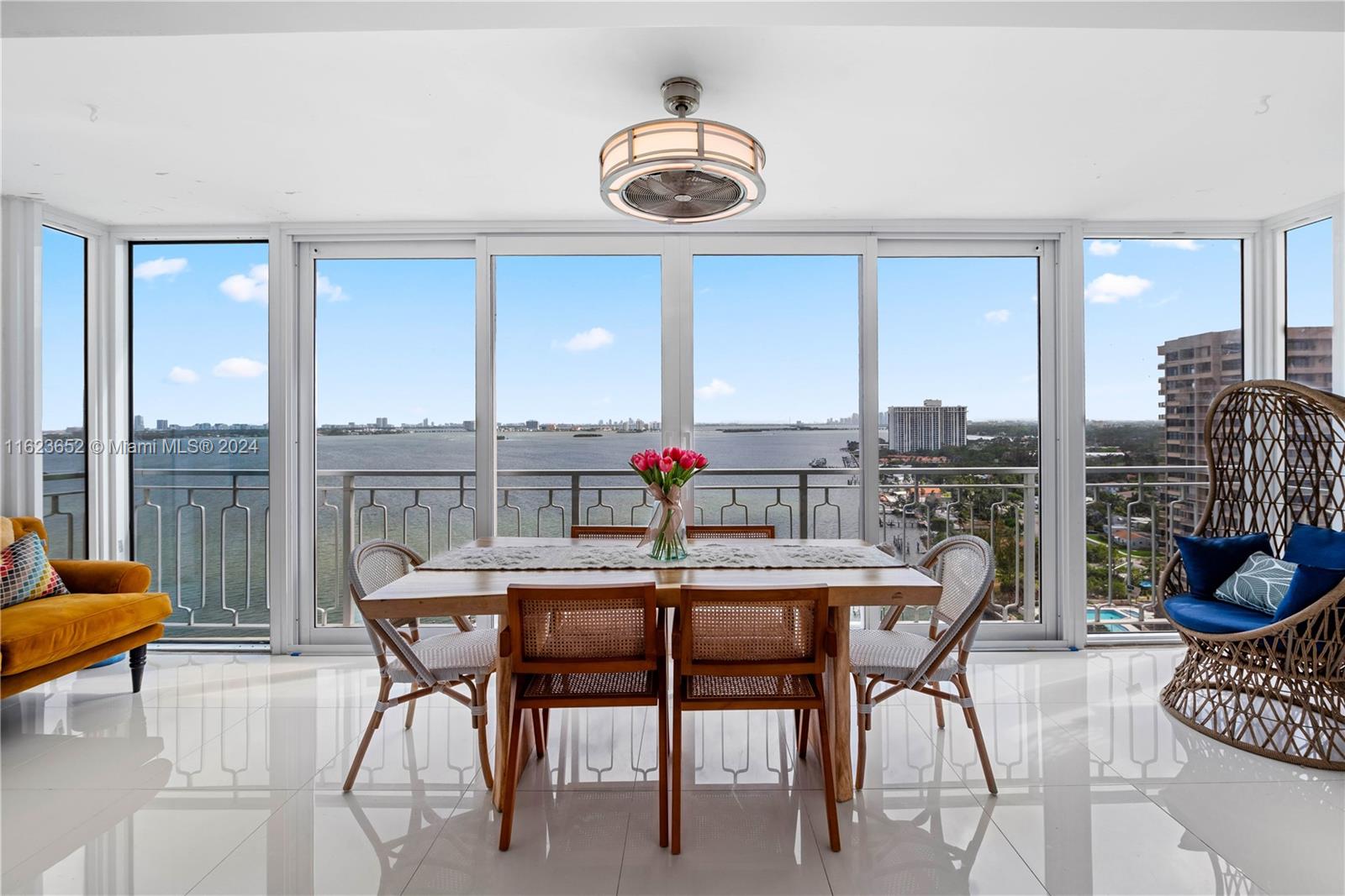 11111 Biscayne Blvd 19g Property Photo 1