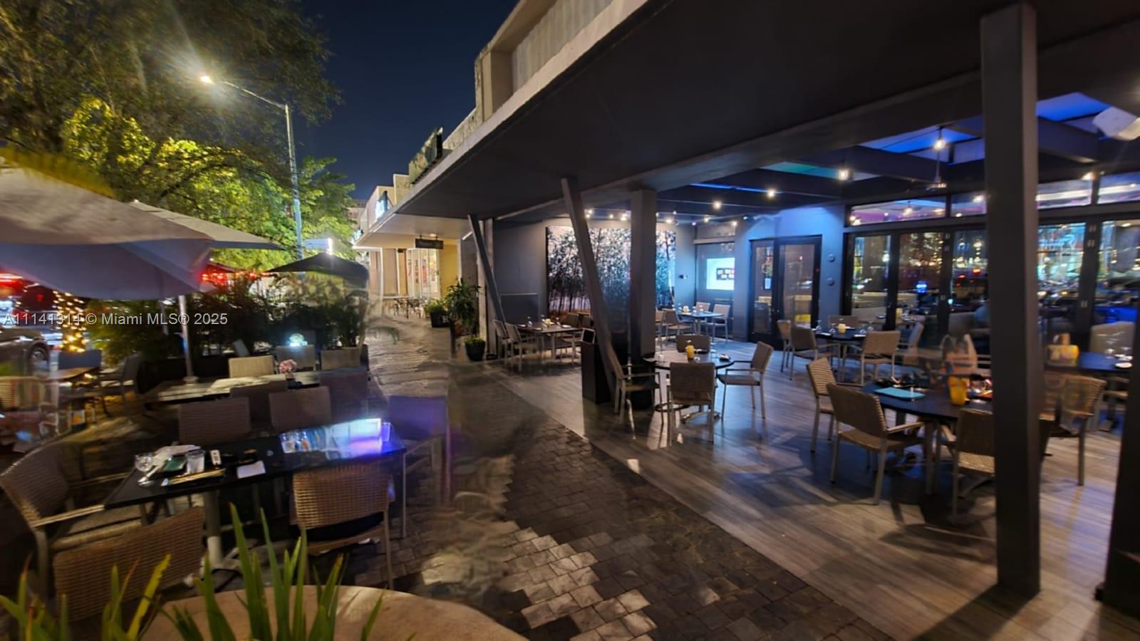 99 Miracle Mile- Restaurant For Sale Property Photo 8