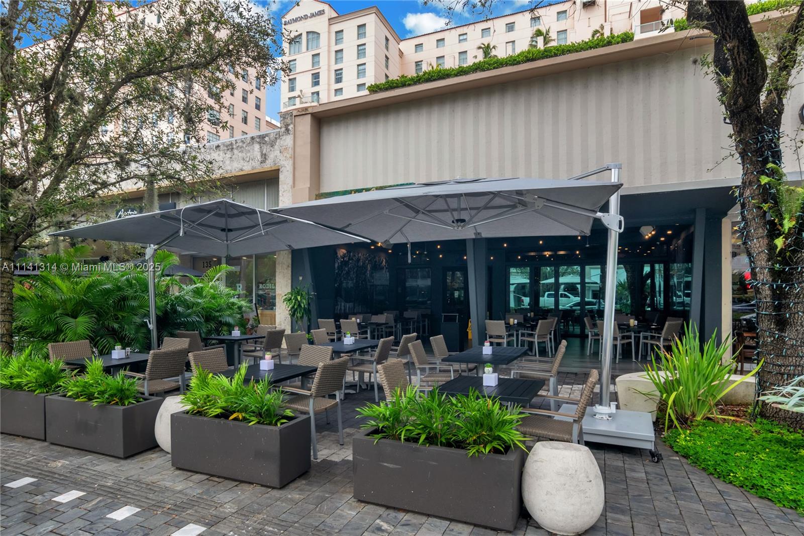 99 Miracle Mile- Restaurant For Sale Property Photo 11
