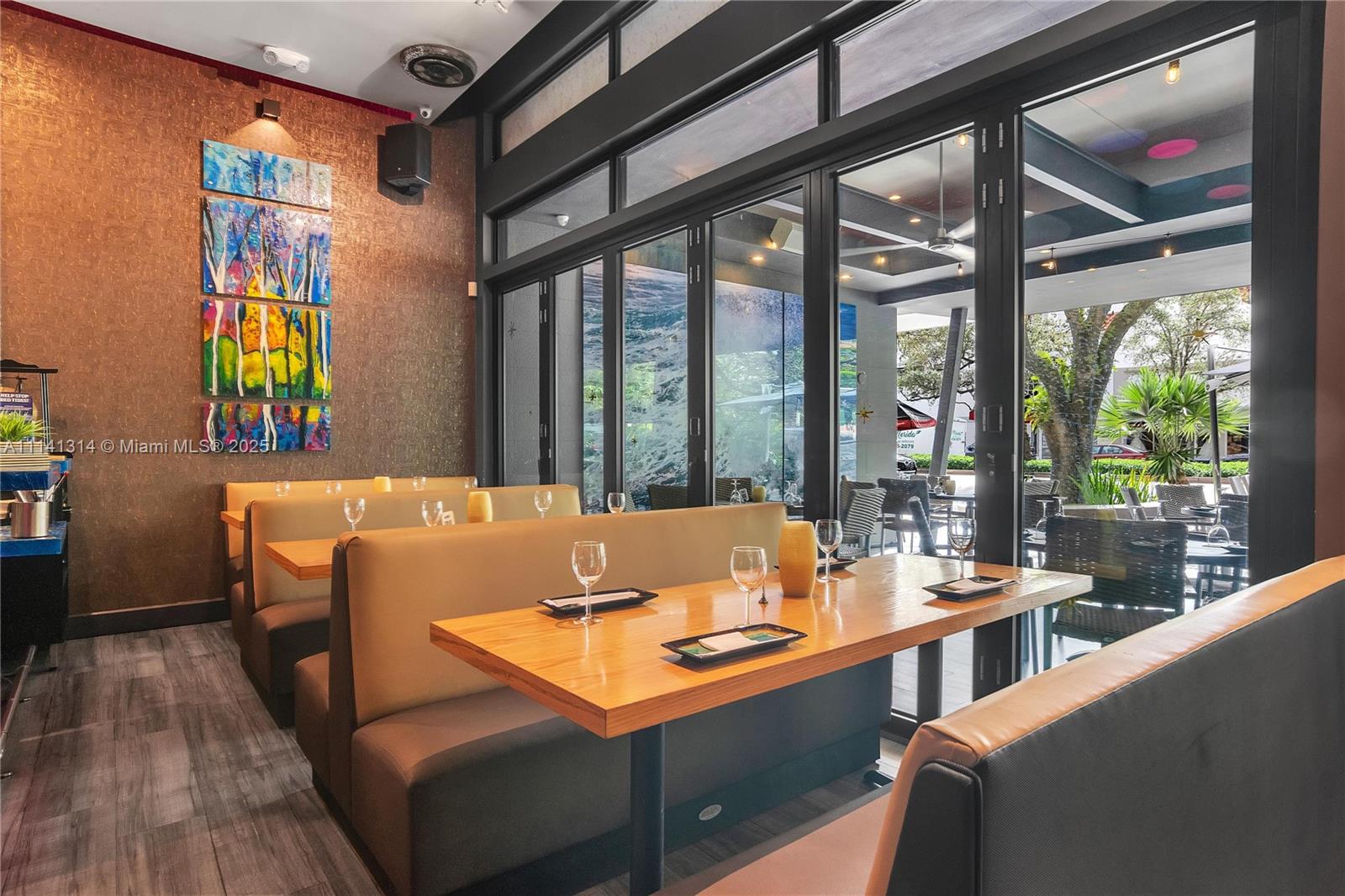 99 Miracle Mile- Restaurant For Sale Property Photo 17
