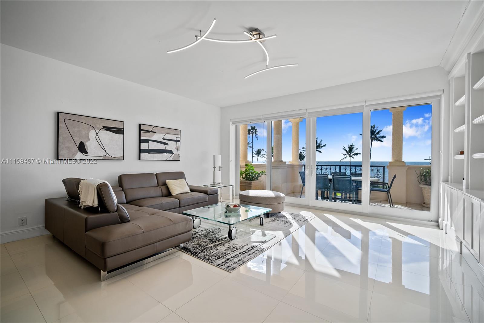 19234 Fisher Island Dr 19234 Property Photo