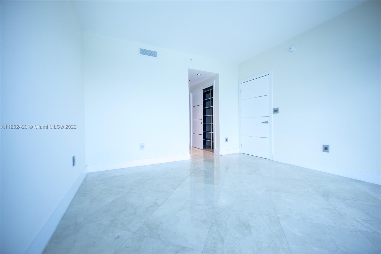 520 West Ave 602 Property Photo 14