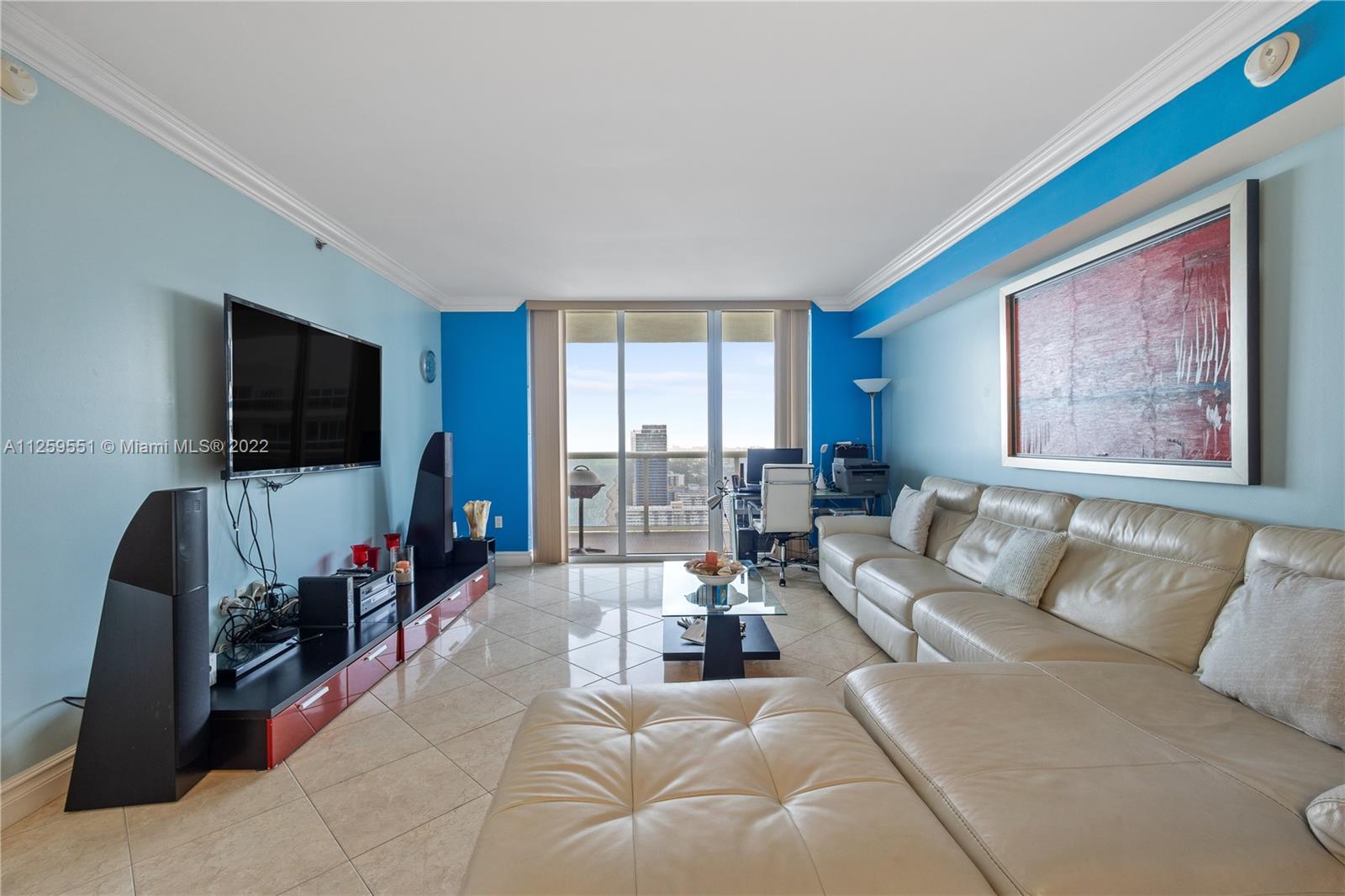 1830 S Ocean Dr Property Photo 1