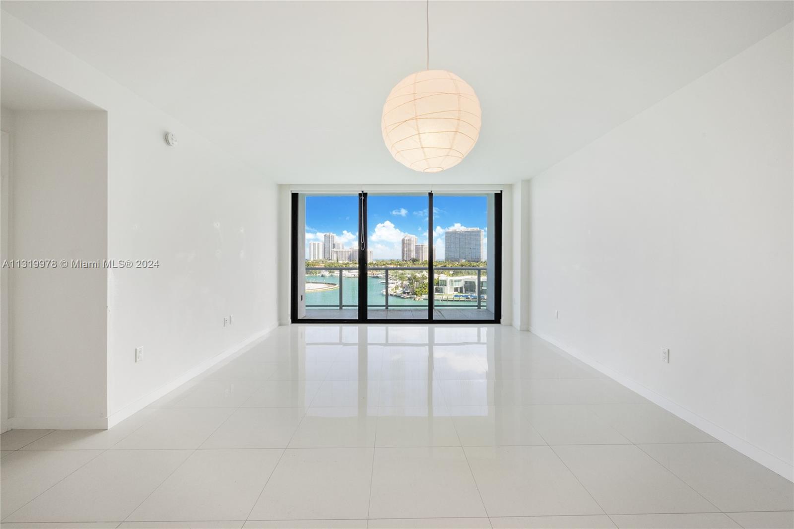 10201 E Bay Harbor Dr Ph3 Property Photo 19