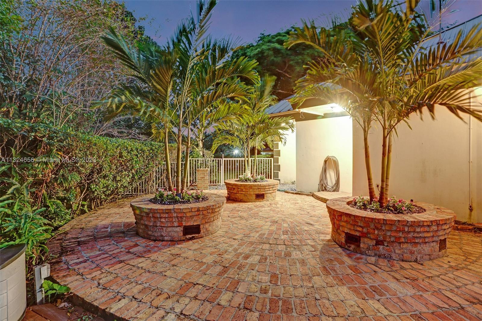 11155 Sw 40th St Property Photo 16