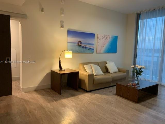 777 N Ocean Dr S333 Property Photo 3
