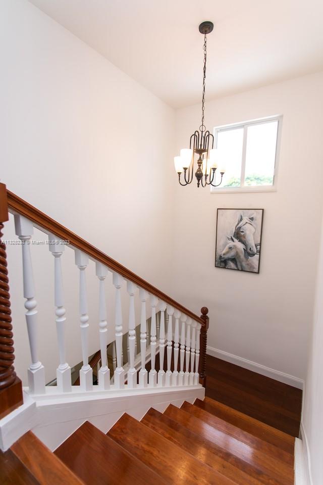 809 S 17th Ave Property Photo 32