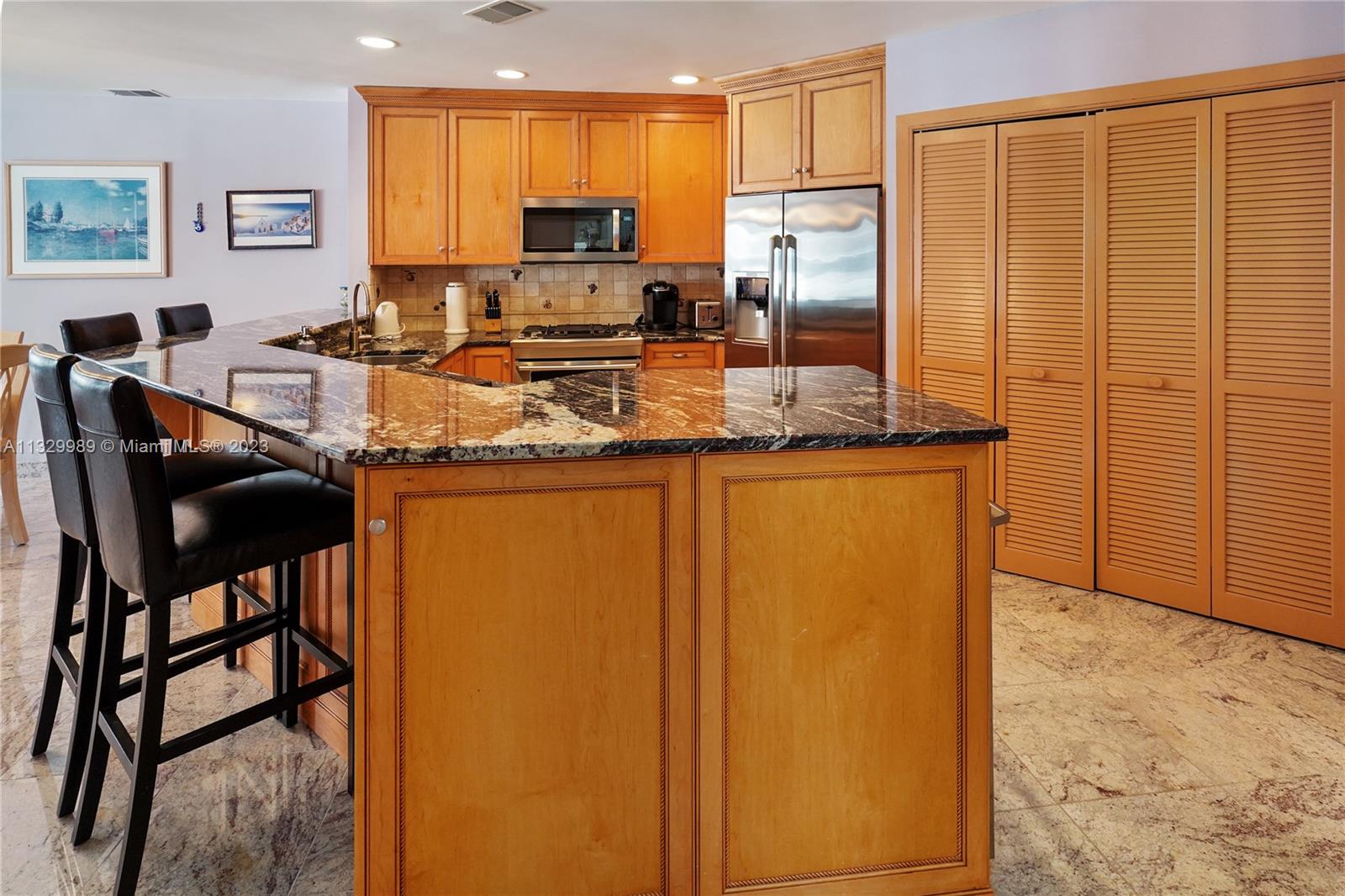 900 Ocean Ave 108 Property Photo 4