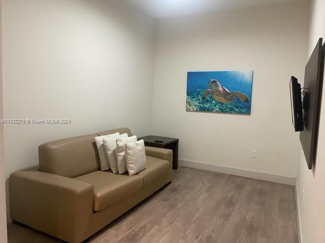 777 N Ocean Dr N317 Property Photo 5