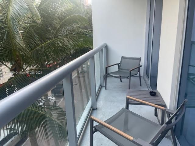 777 N Ocean Dr N317 Property Photo 15