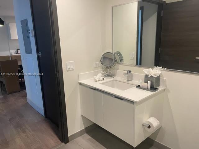 777 N Ocean Dr N317 Property Photo 20