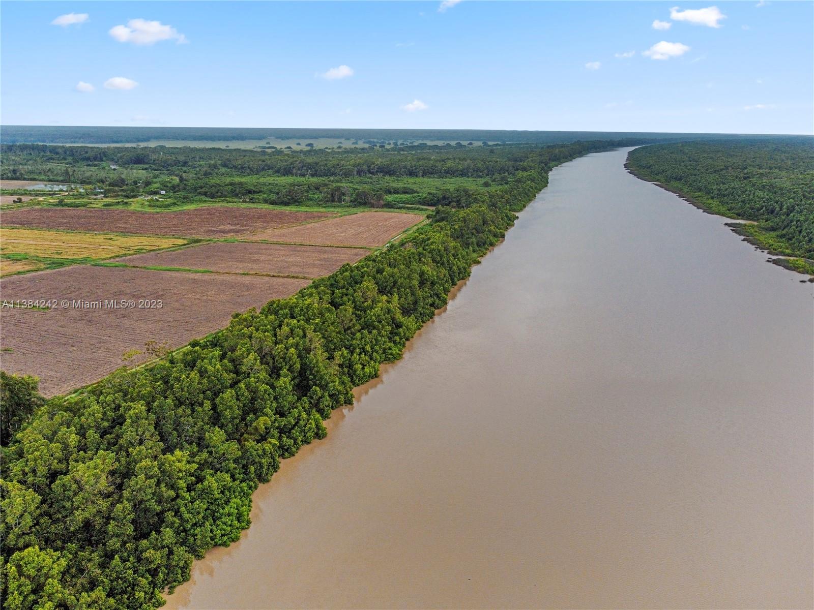 Suriname Property Photo 1