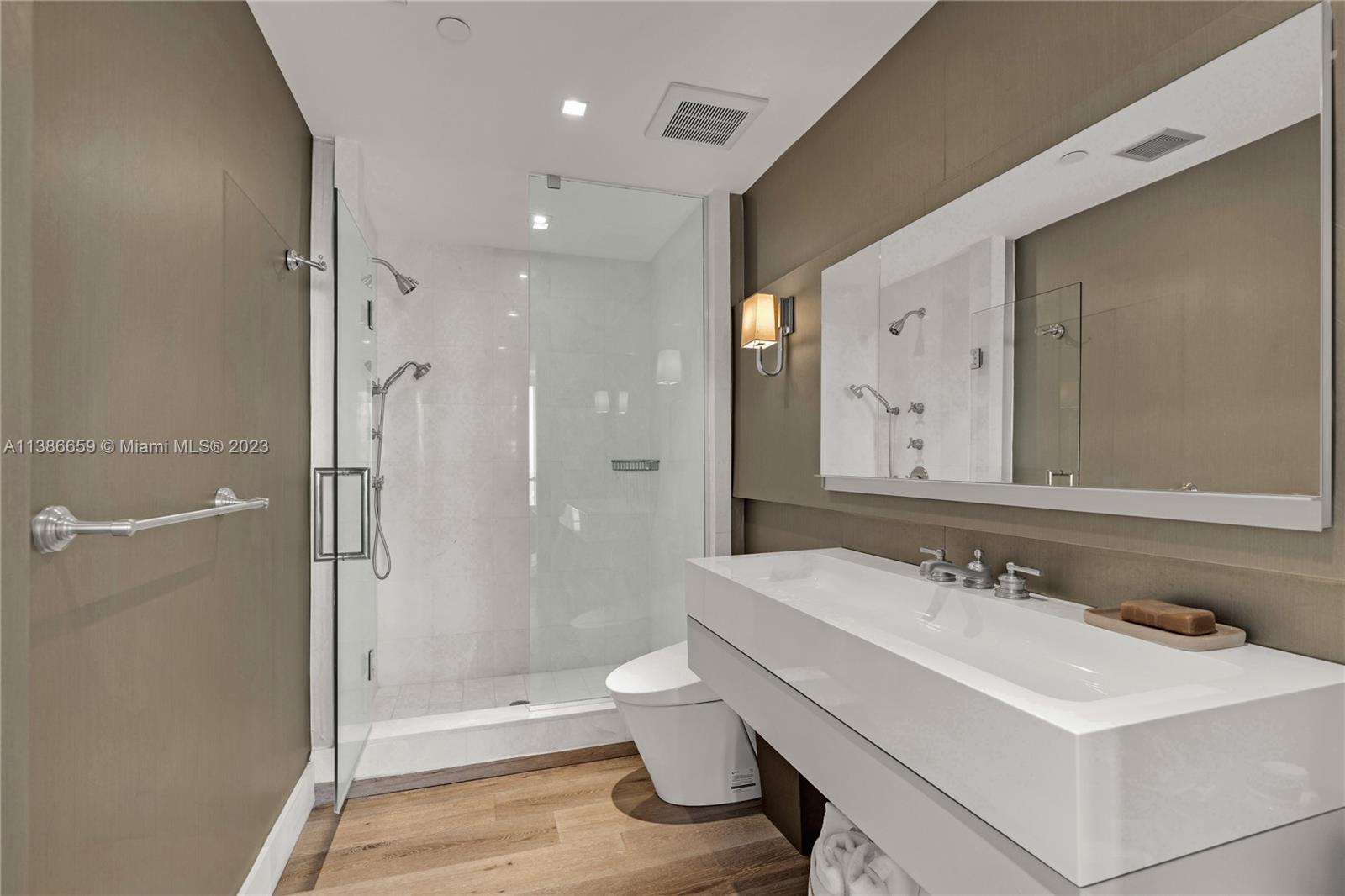 17121 Collins Ave 3804/3805 Property Photo 23