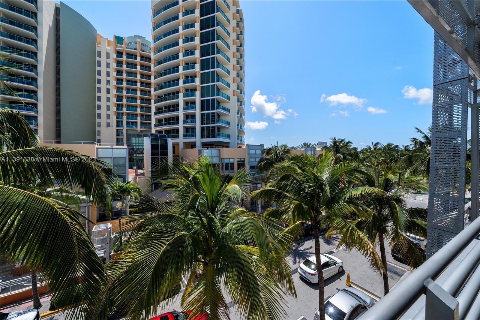 Exploring 1437 Collins Avenue, Miami Beach, FL 33139: Your Ultimate Travel Guide