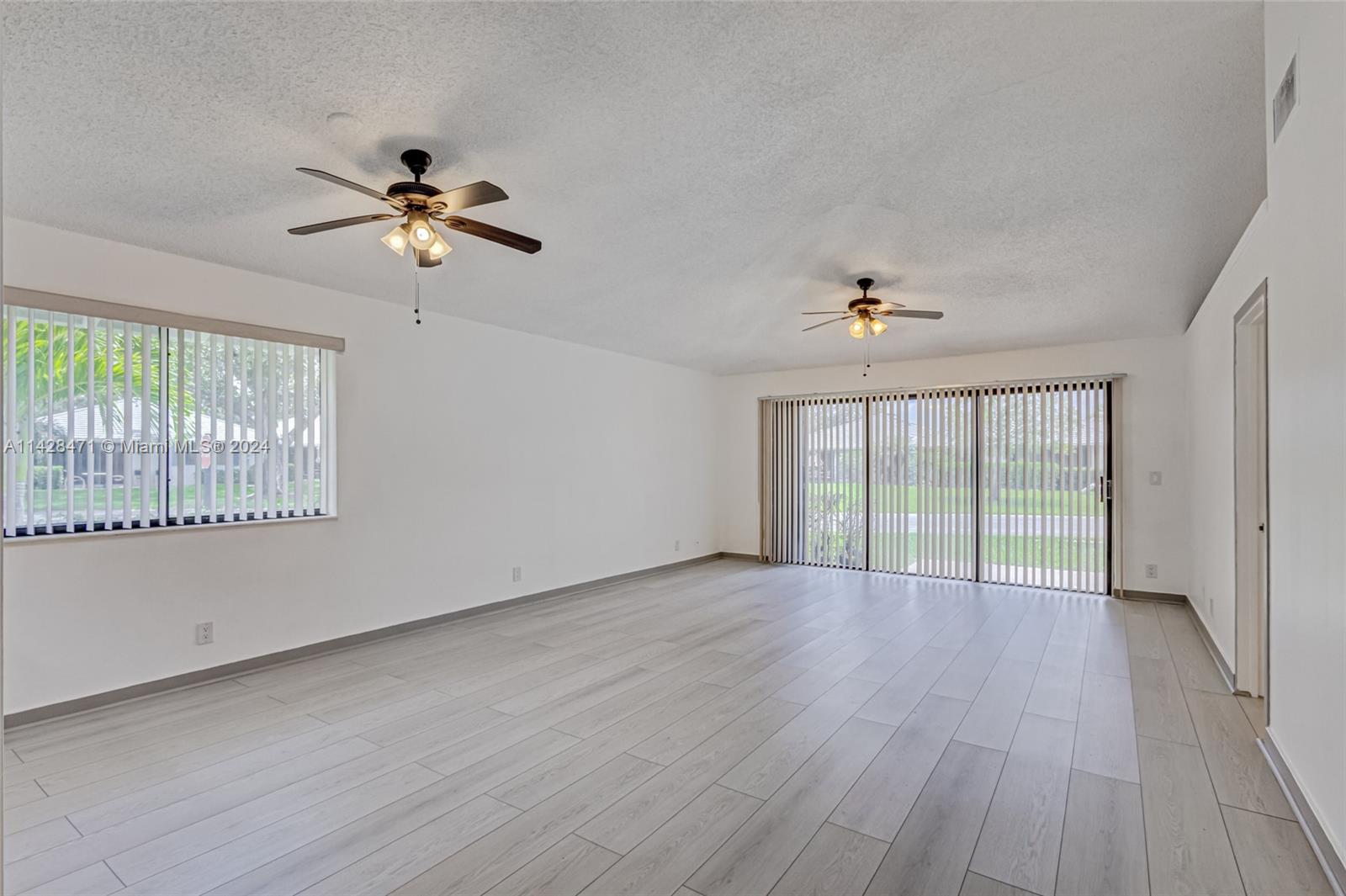 201 Club Dr 201 Property Photo 9
