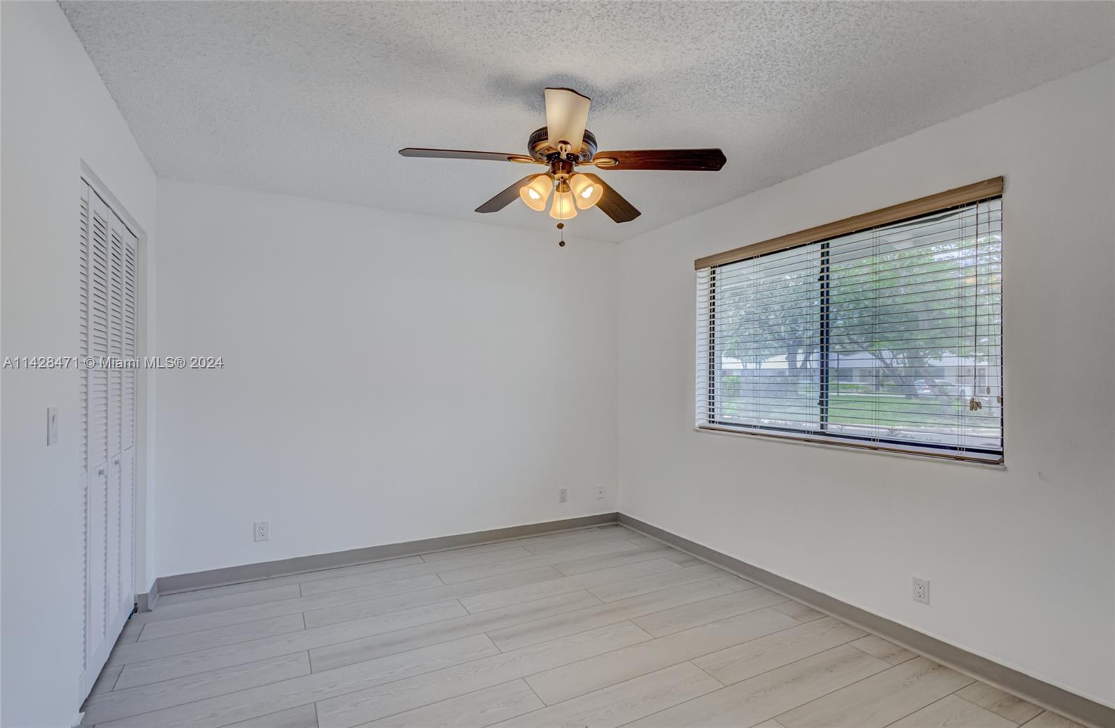 201 Club Dr 201 Property Photo 37