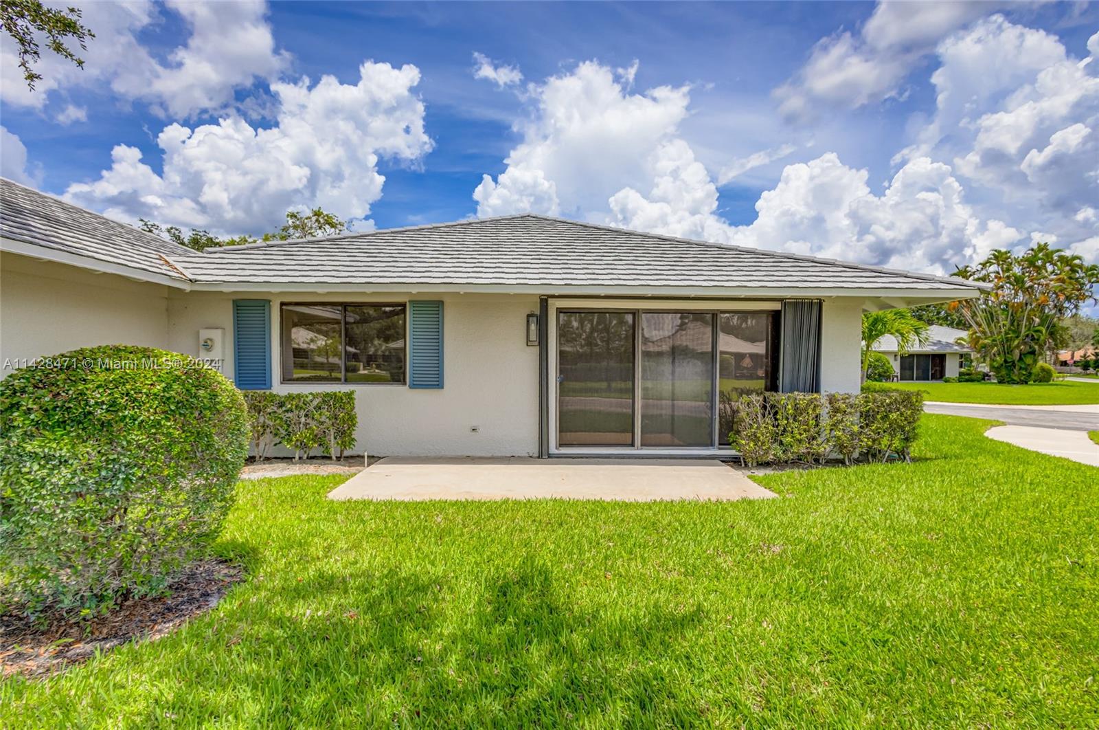 201 Club Dr 201 Property Photo 41