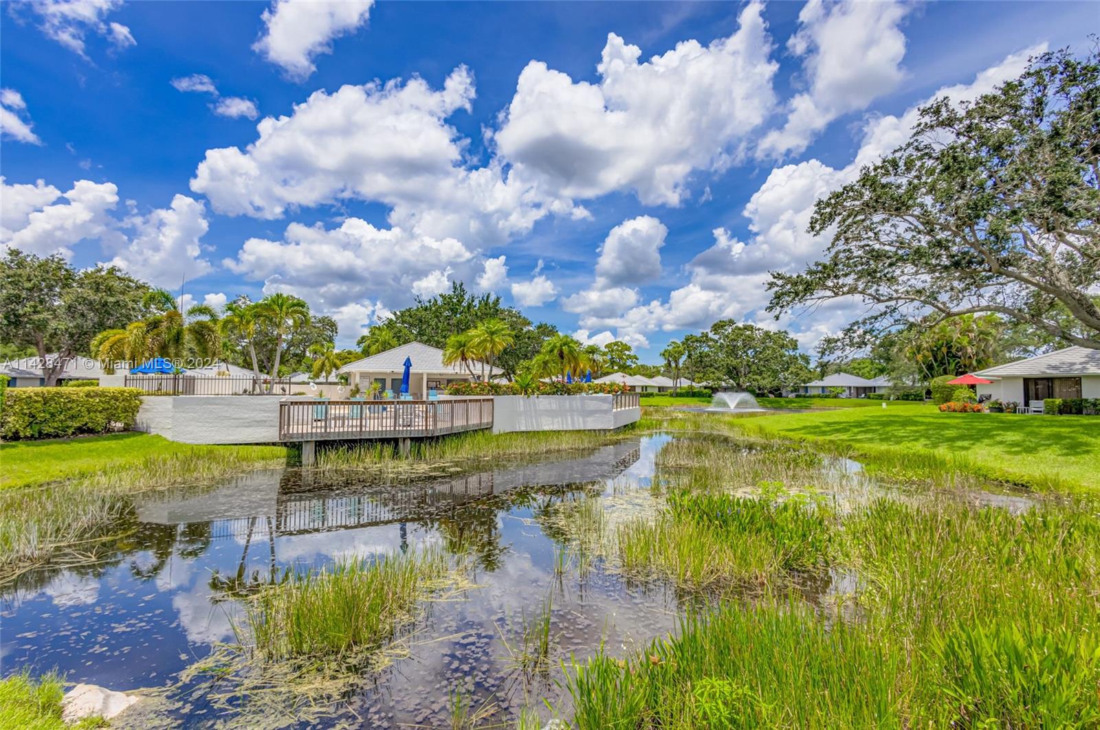201 Club Dr 201 Property Photo 42