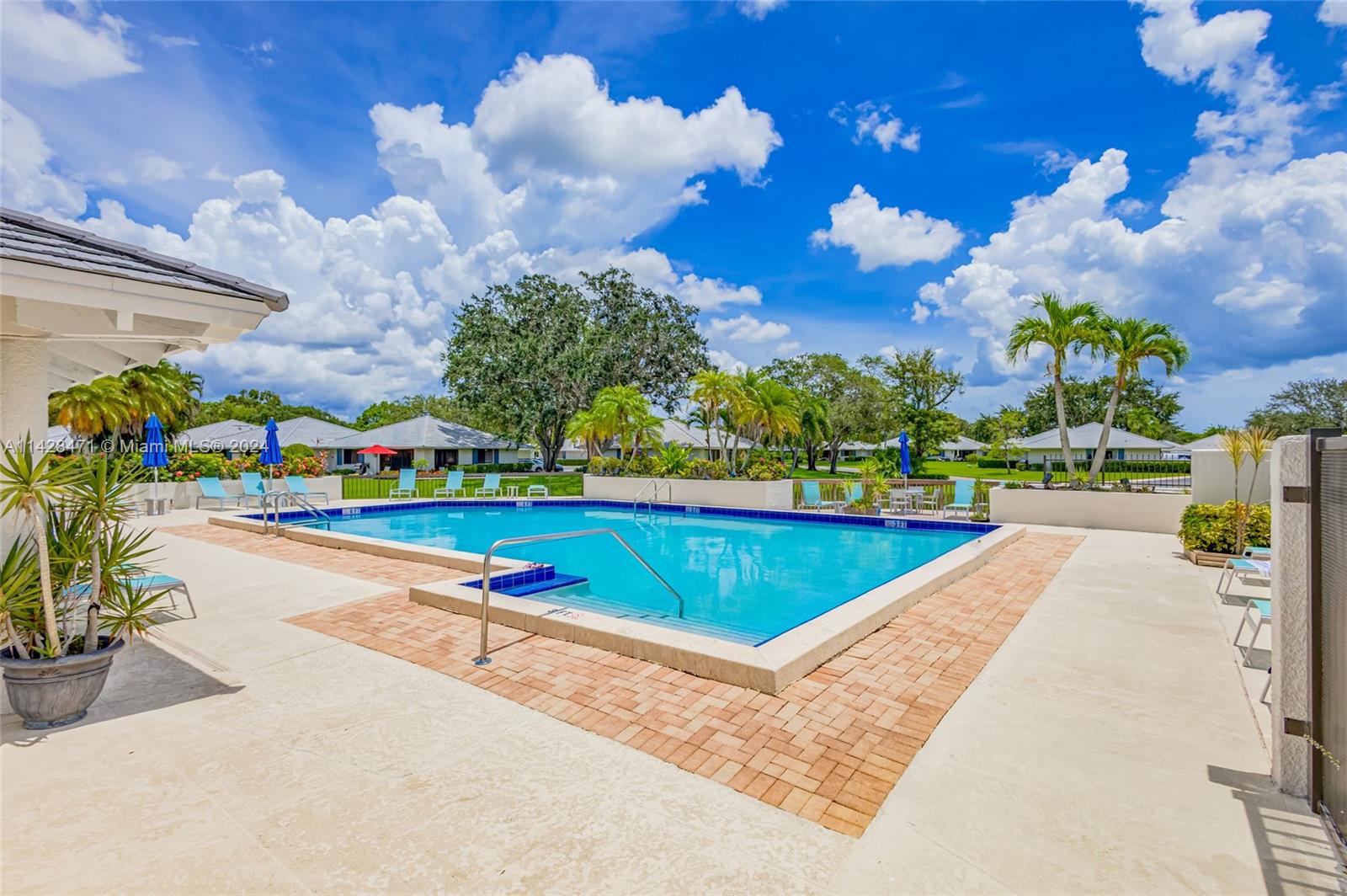 201 Club Dr 201 Property Photo 46