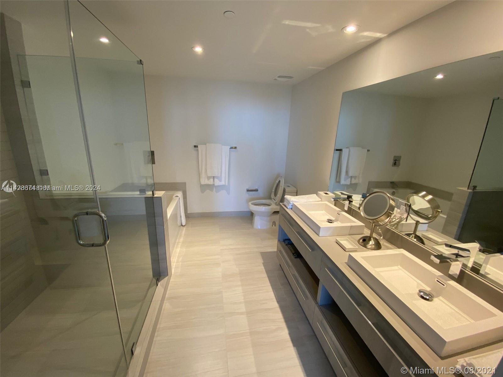 4010 S Ocean Dr R301 Property Photo 17