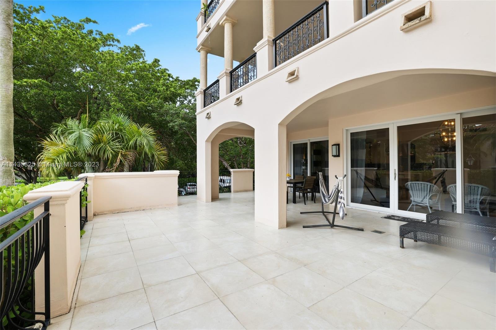 19116 Fisher Island Dr 19116 Property Photo 13