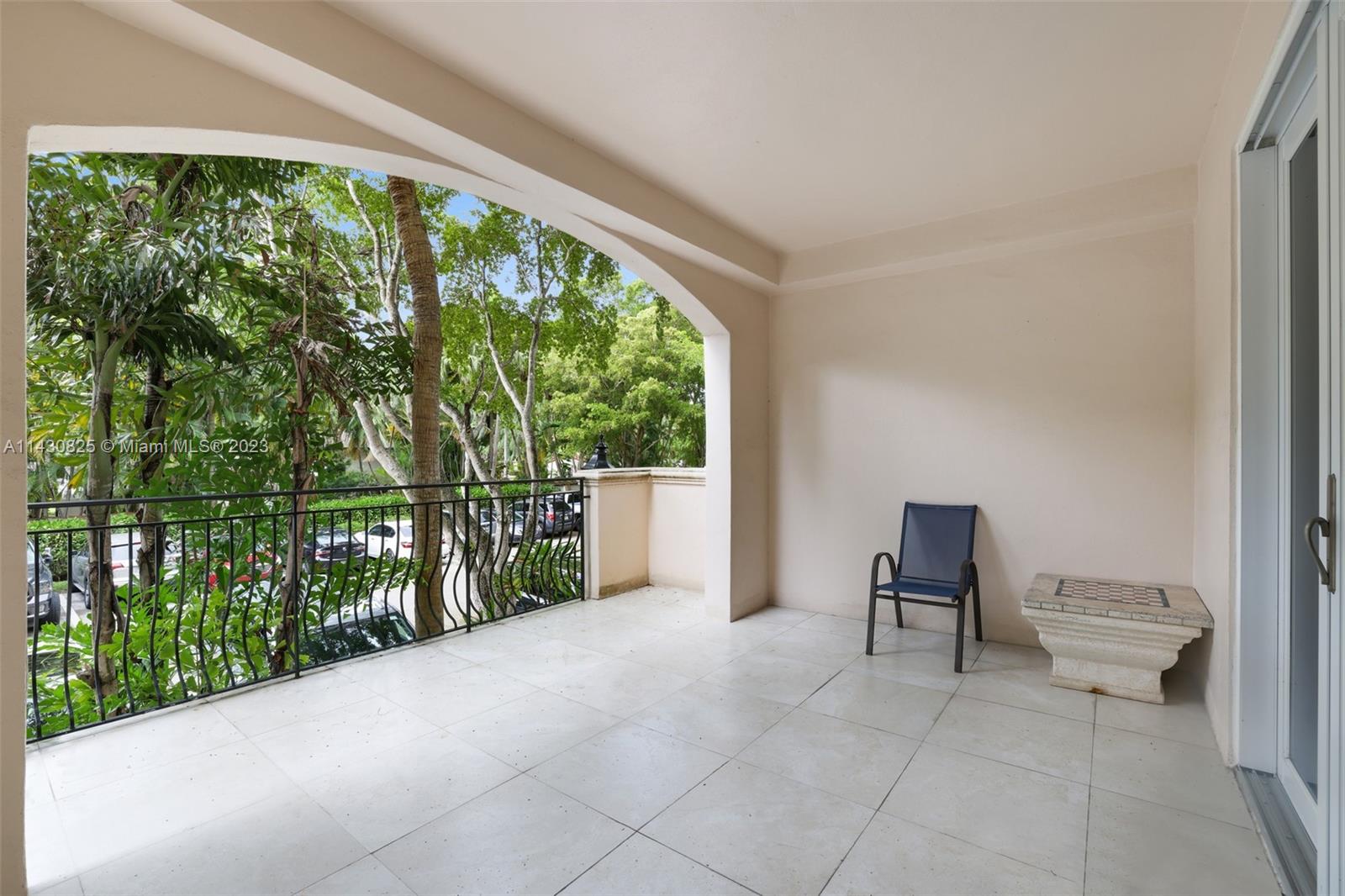 19116 Fisher Island Dr 19116 Property Photo 16