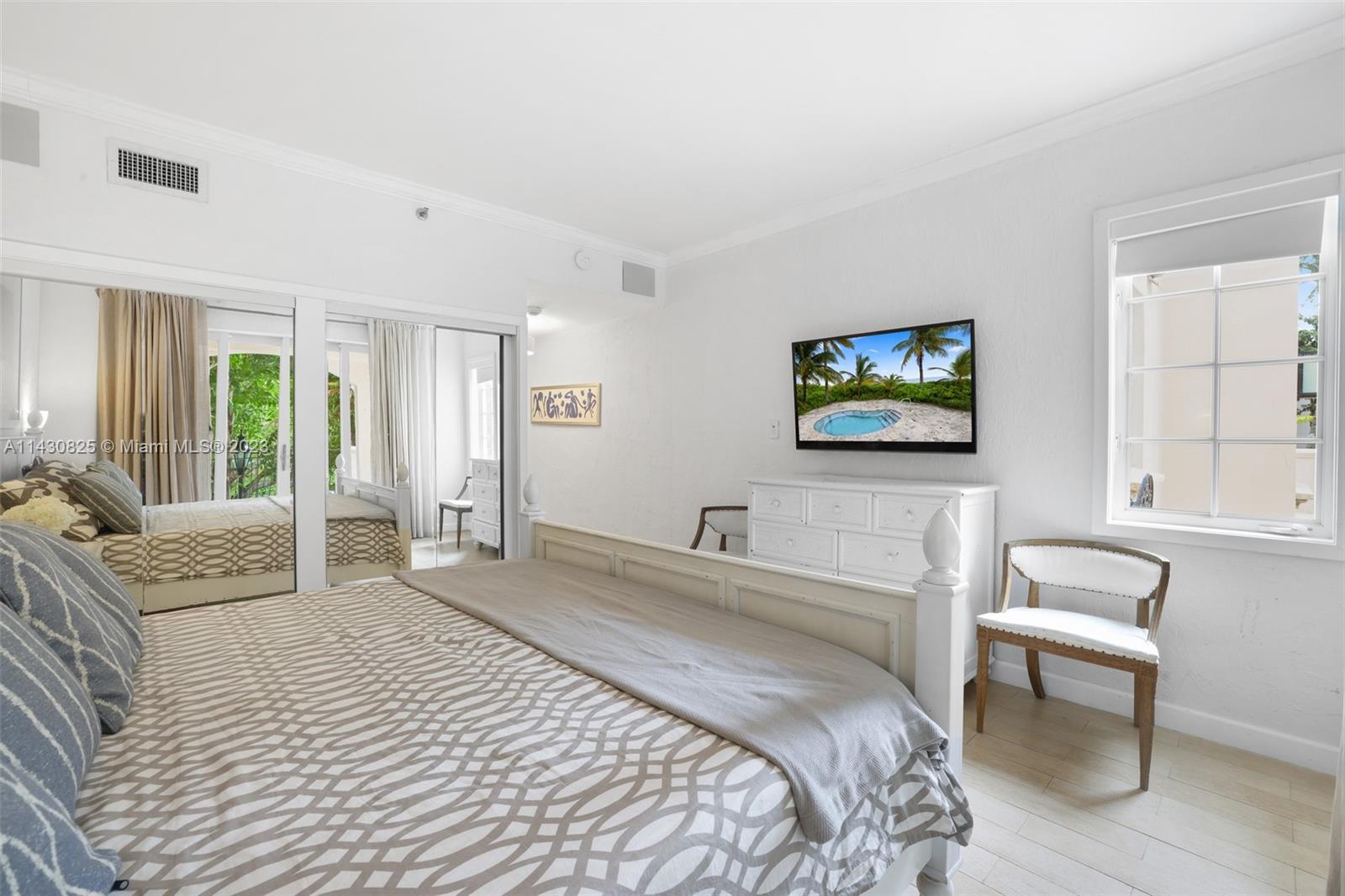 19116 Fisher Island Dr 19116 Property Photo 24