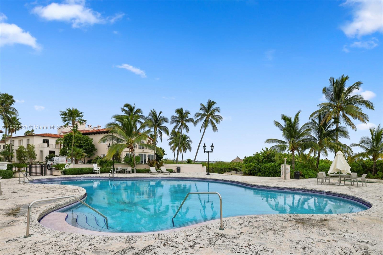19116 Fisher Island Dr 19116 Property Photo 32