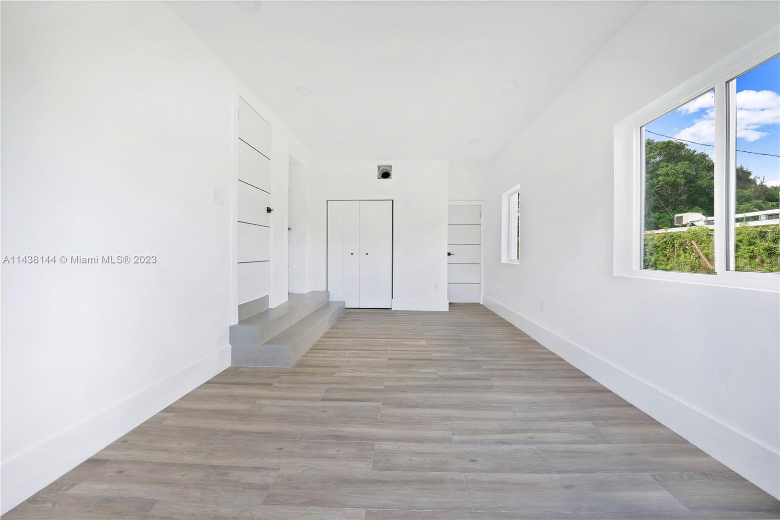 13780 N Miami Ave Property Photo 16