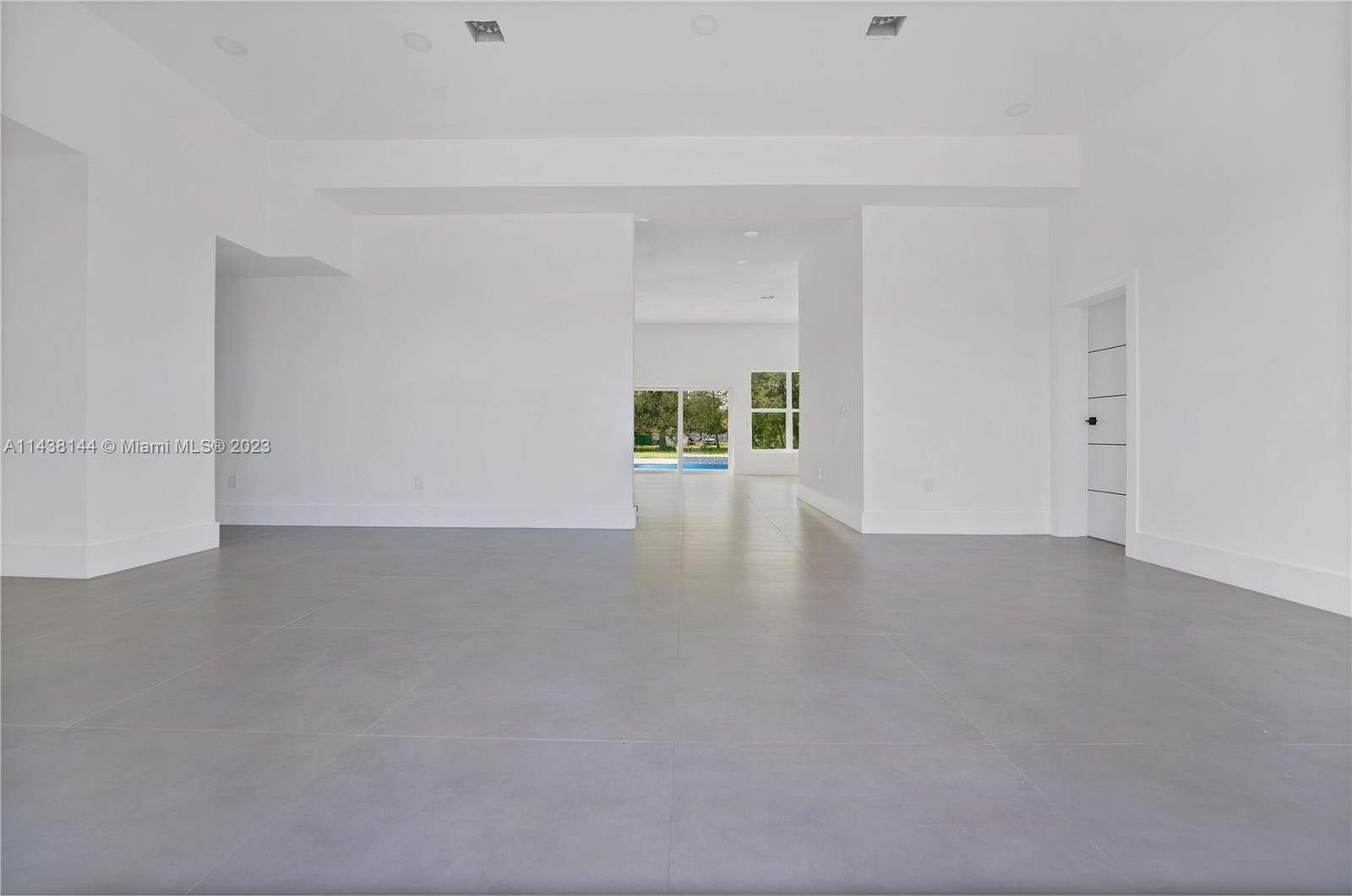 13780 N Miami Ave Property Photo 18