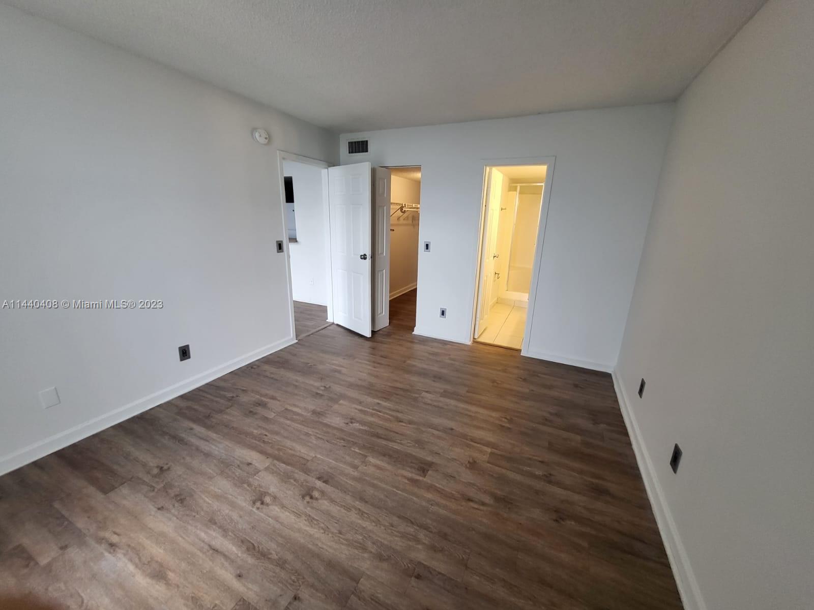 13499 Biscayne Blvd 1408 Property Photo 20