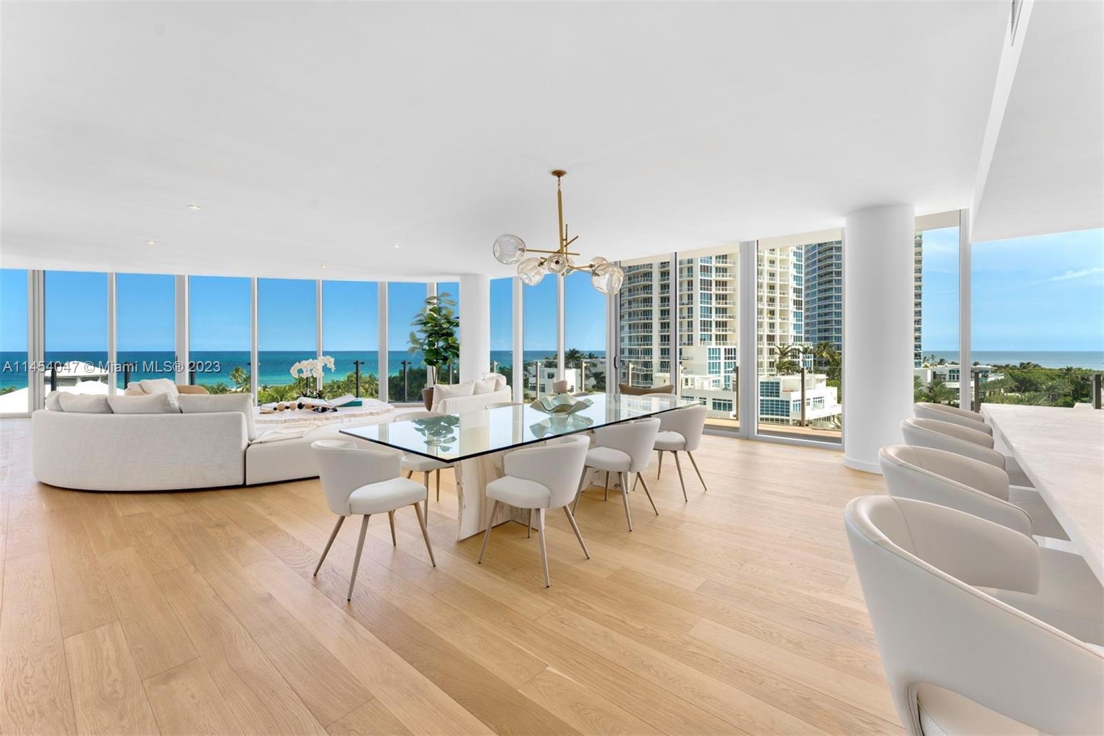 1 Collins Ave PH706 Picture