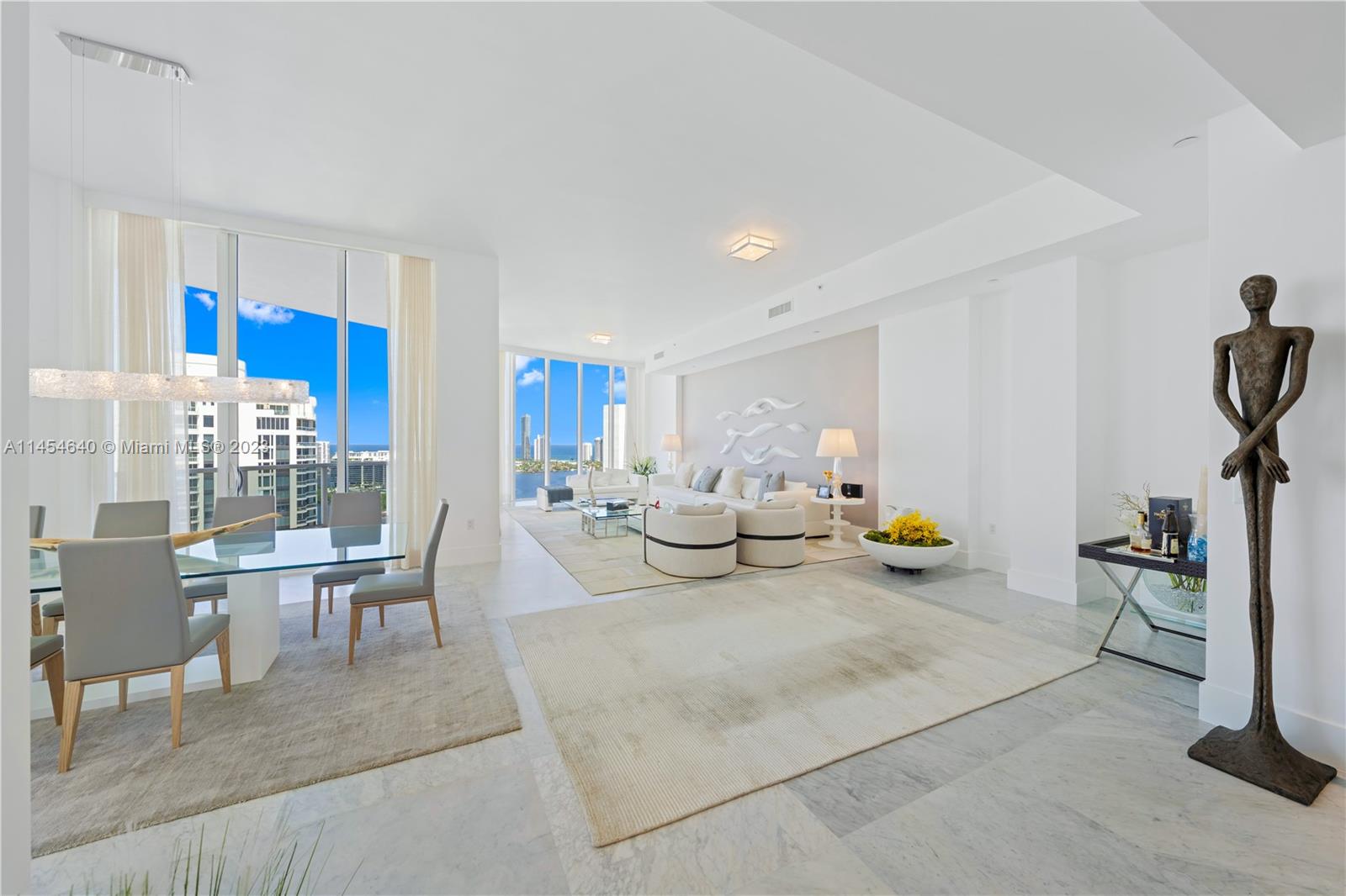 4100 Island Blvd Ph-3 Property Photo 1