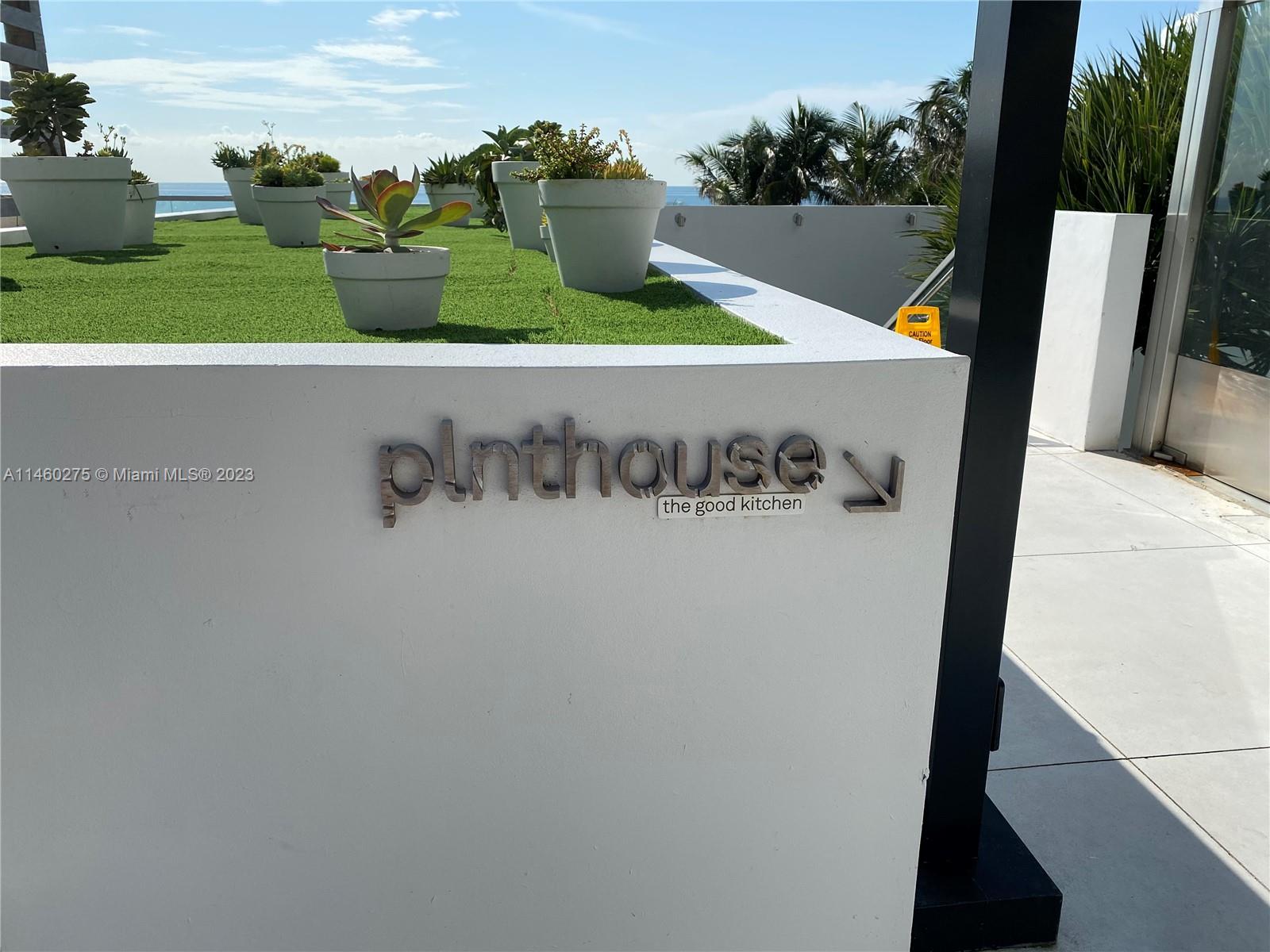 2301 Collins Ave 1525 Property Photo 19