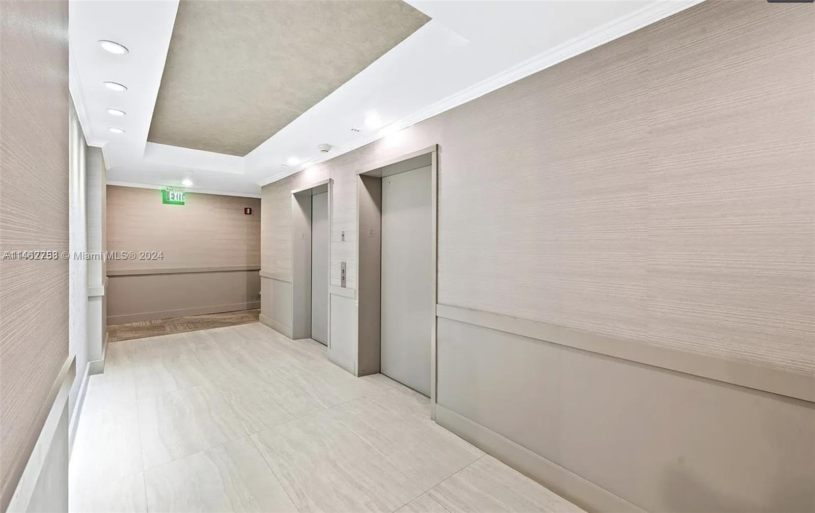 1 Century Ln 209 Property Photo 24