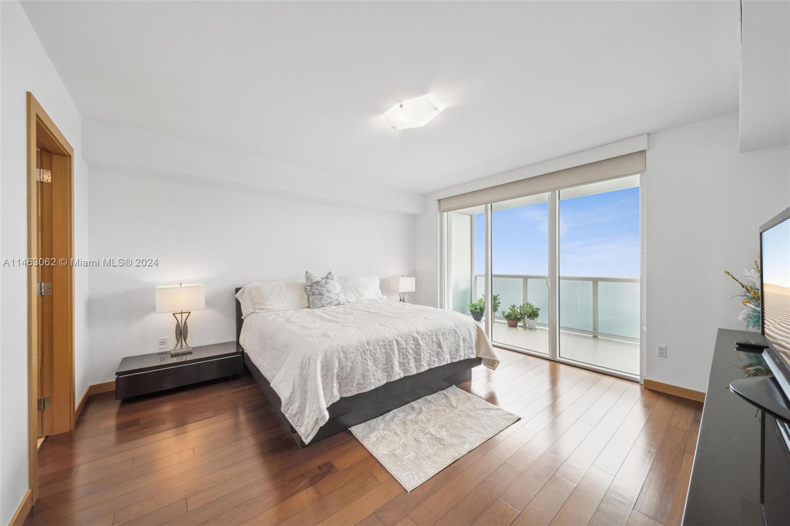 1830 S Ocean Dr 4404 Property Photo 14