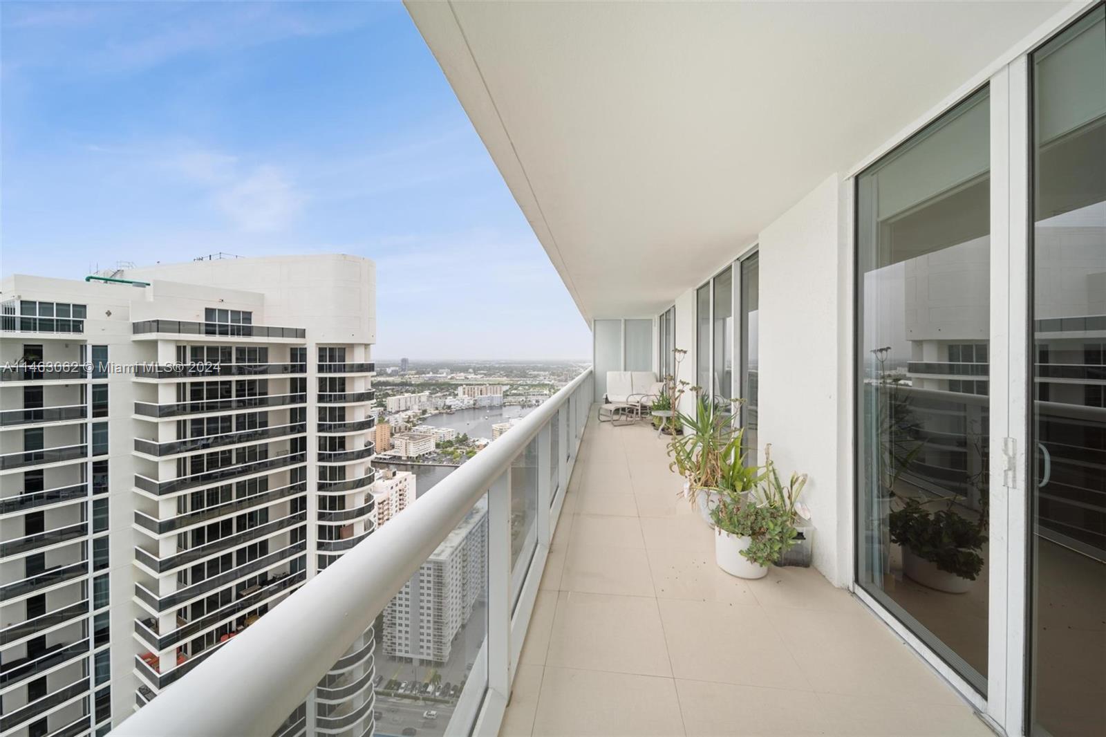1830 S Ocean Dr 4404 Property Photo 36