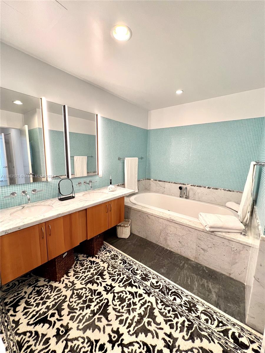 6101 Aqua Ave 303 Property Photo 21