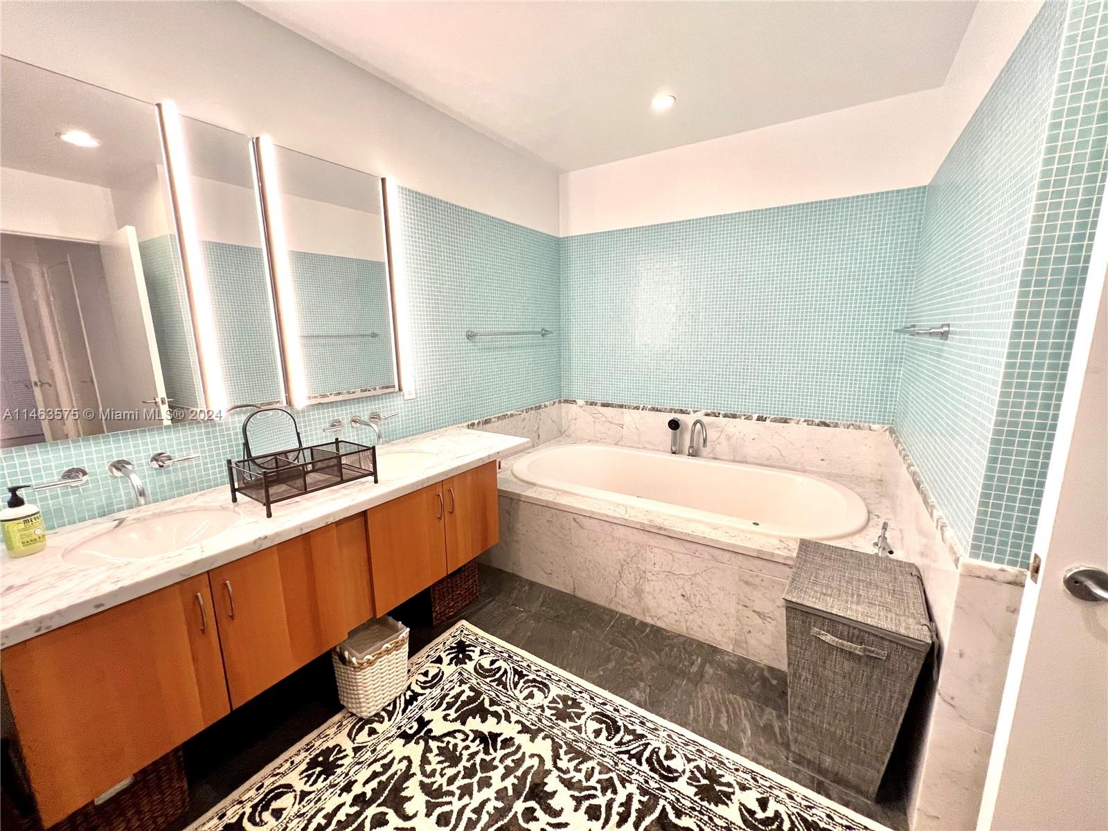 6101 Aqua Ave 303 Property Photo 23
