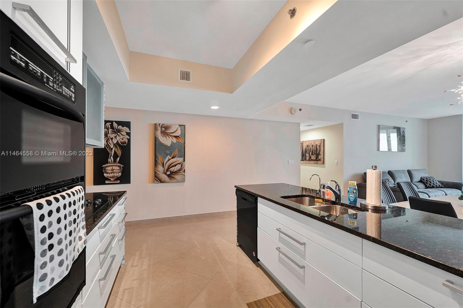 1830 S Ocean Dr 4111 Property Photo 6
