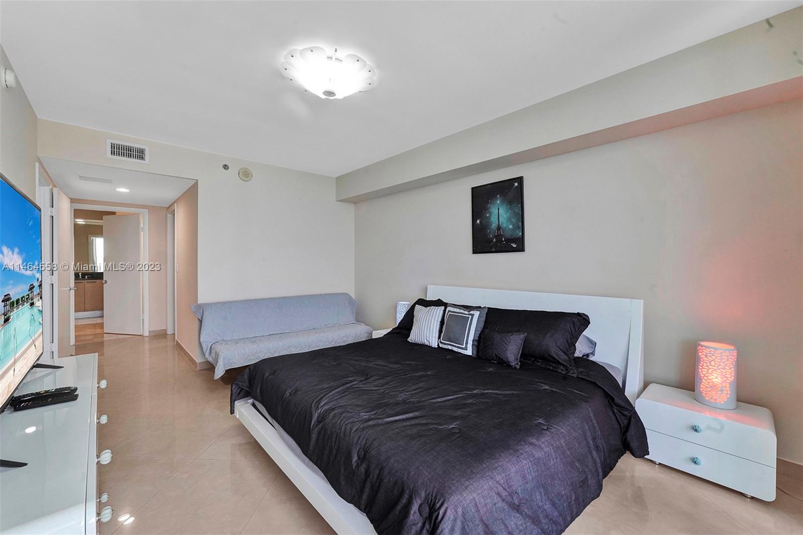 1830 S Ocean Dr 4111 Property Photo 14