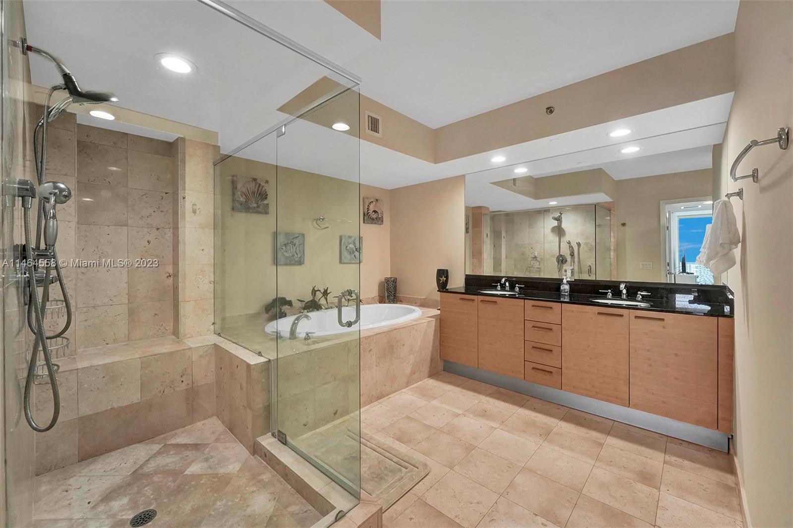 1830 S Ocean Dr 4111 Property Photo 15