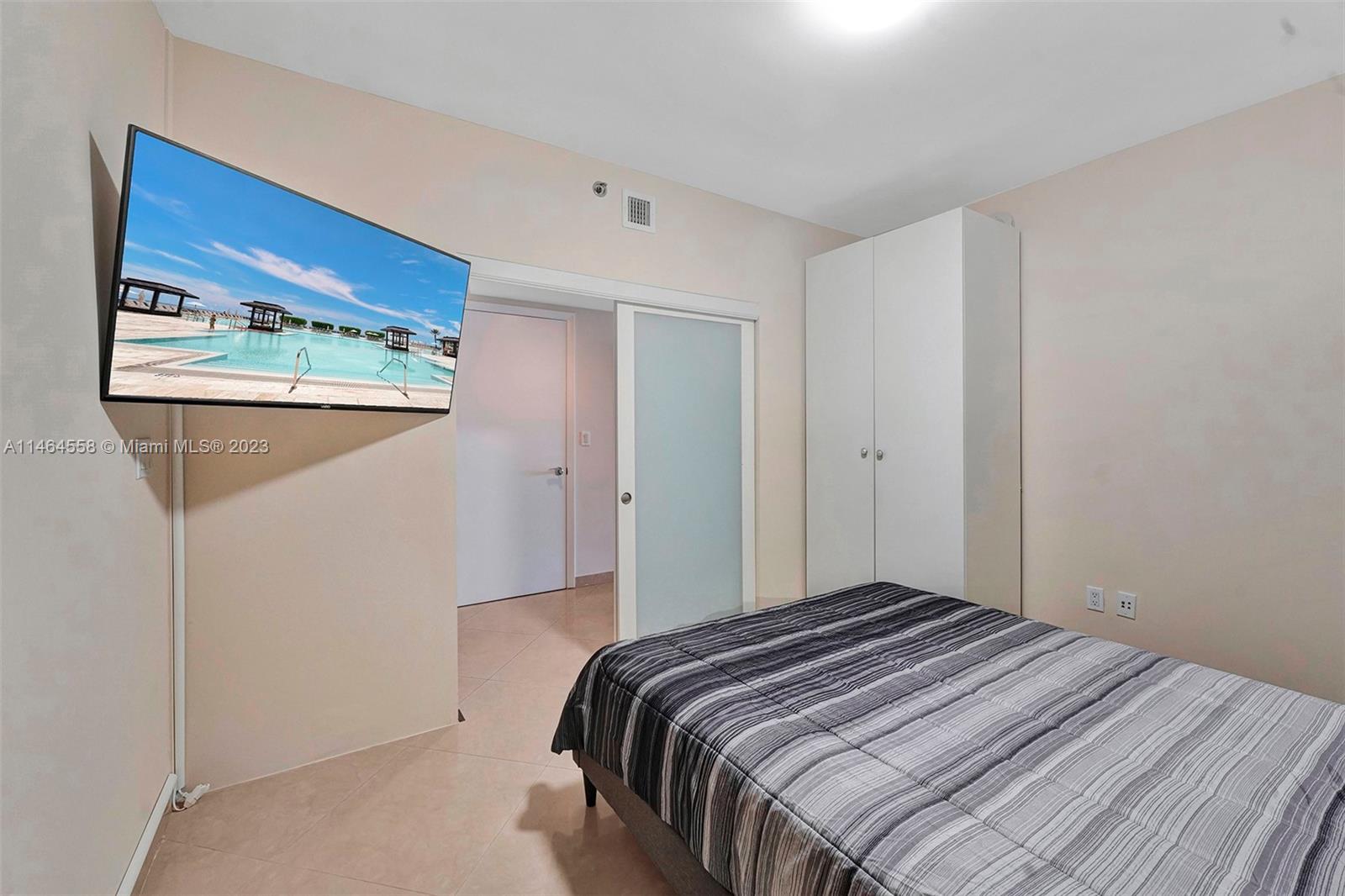 1830 S Ocean Dr 4111 Property Photo 17