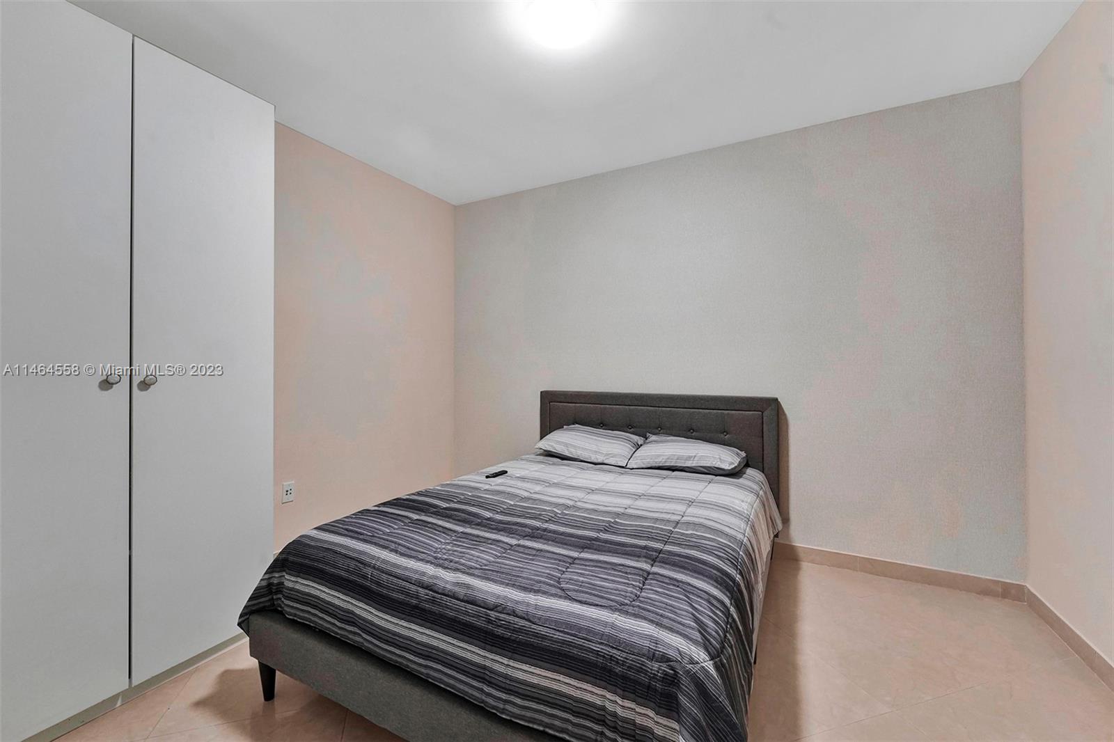 1830 S Ocean Dr 4111 Property Photo 26