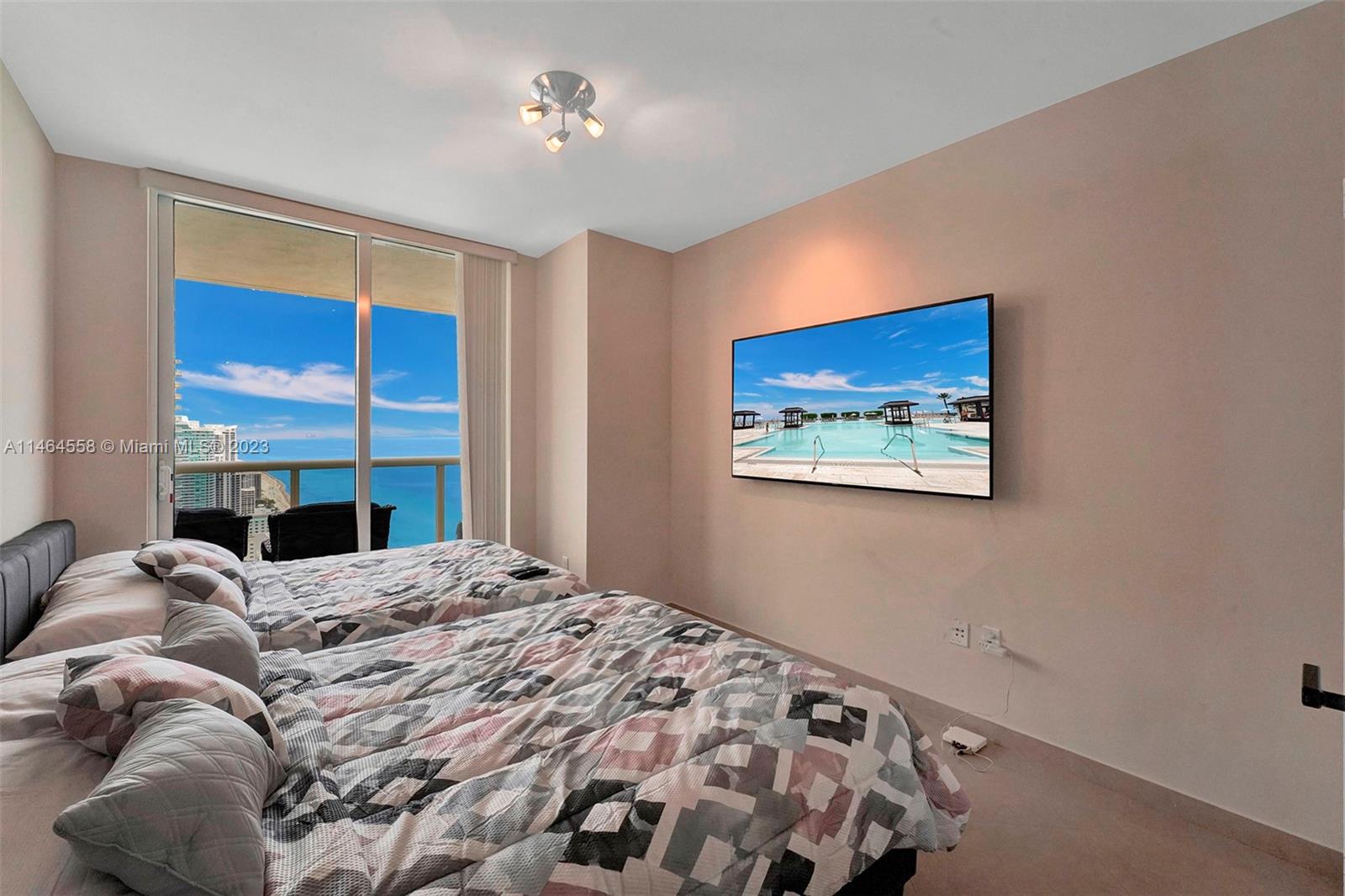 1830 S Ocean Dr 4111 Property Photo 36