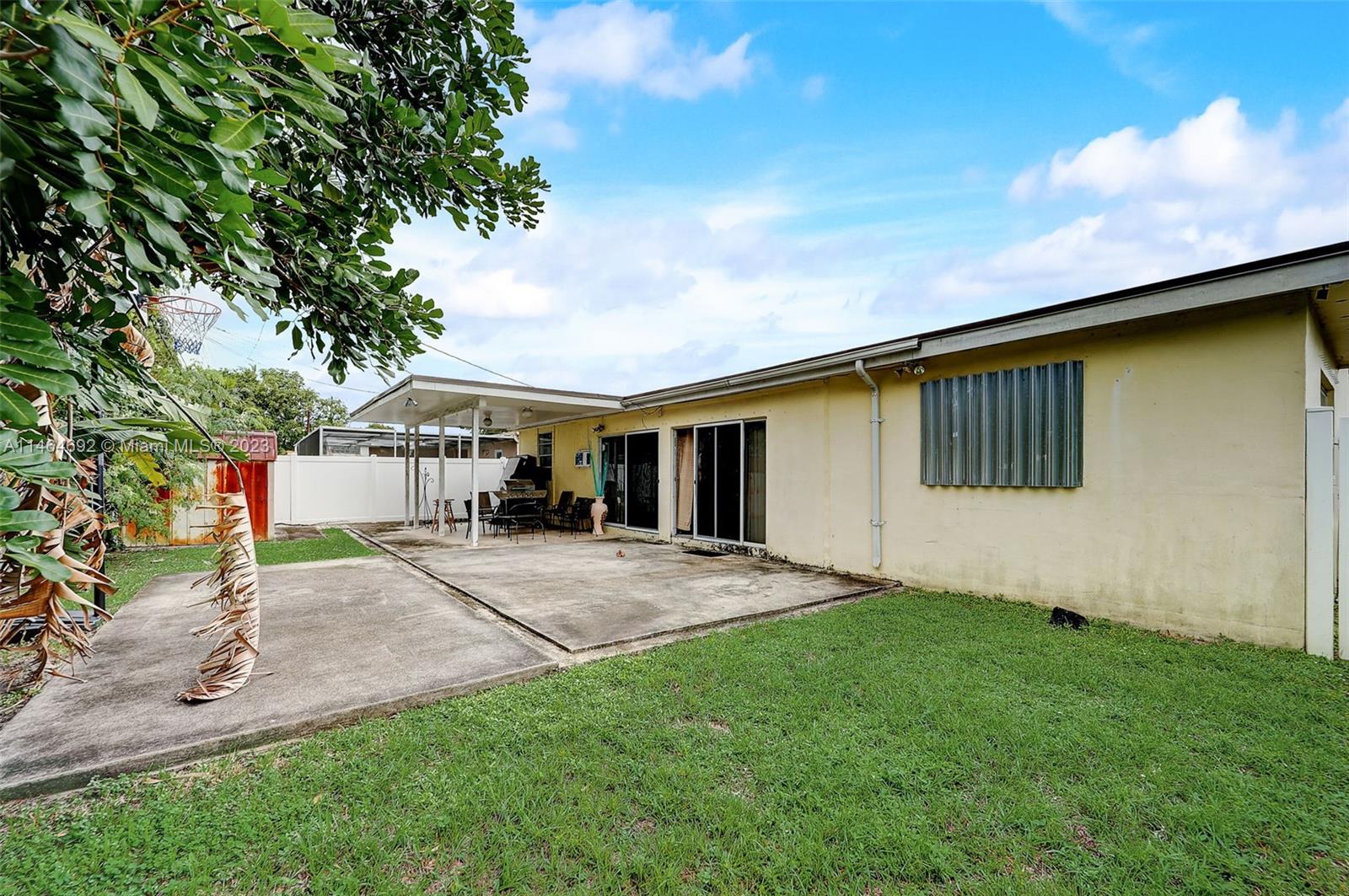 Property Photo 25