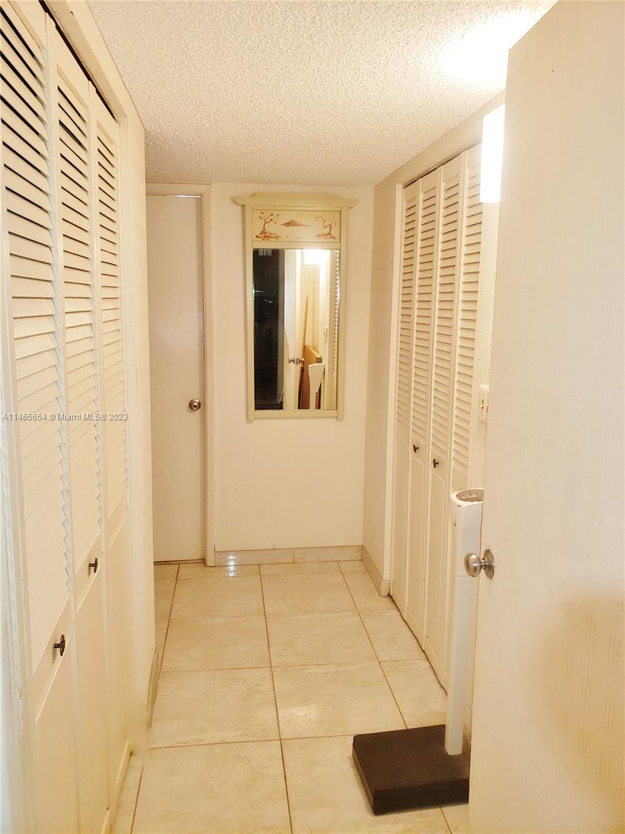 18151 Ne 31st Ct 906 Property Photo 11