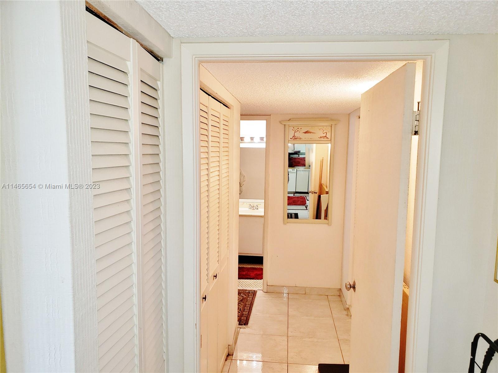 18151 Ne 31st Ct 906 Property Photo 12