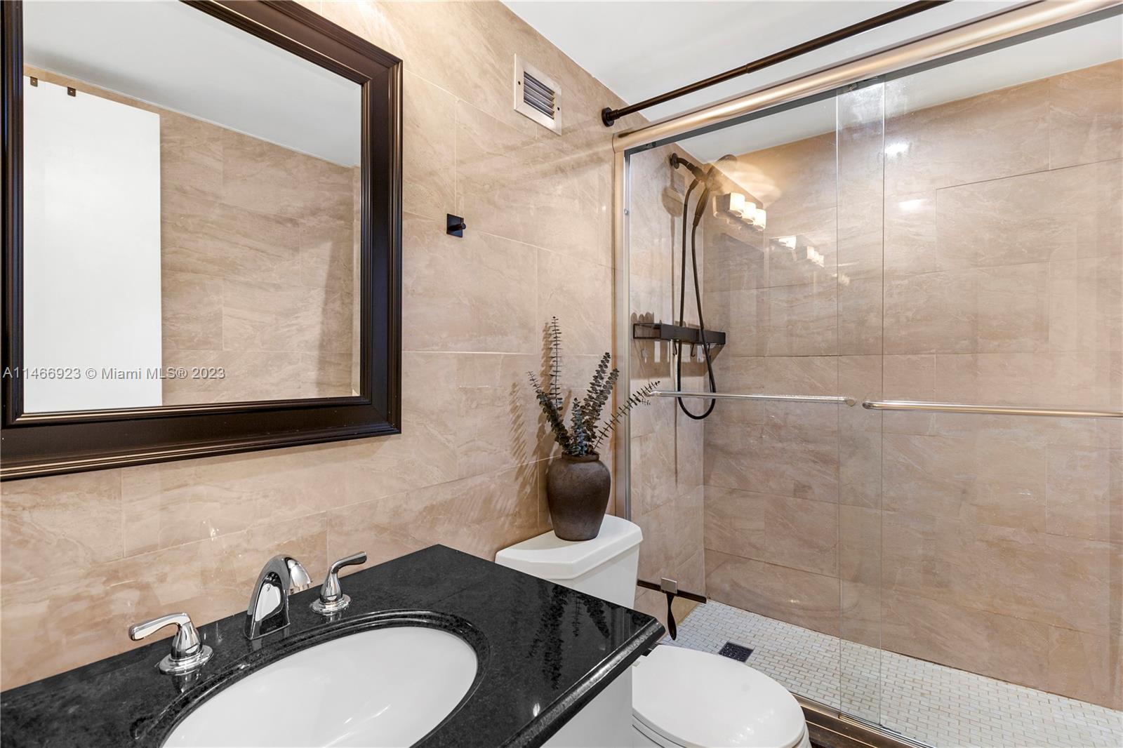 11111 Biscayne Blvd 7c Property Photo 14