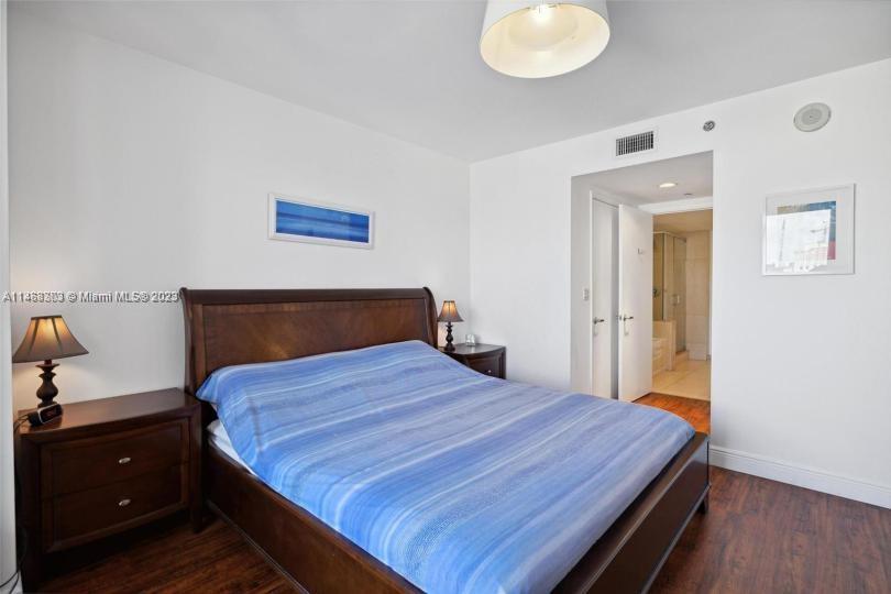 50 Biscayne Blvd 2111 Property Photo 19